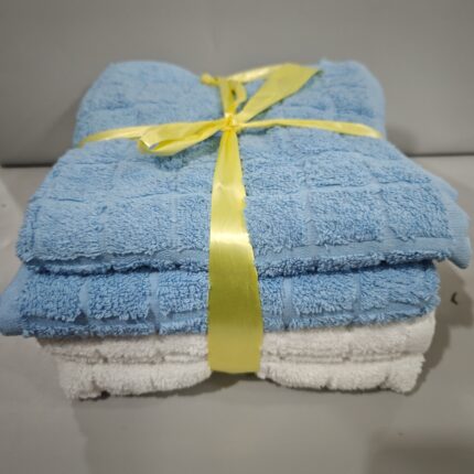 מבצע  4 יחידות מגבת פנים קוביות